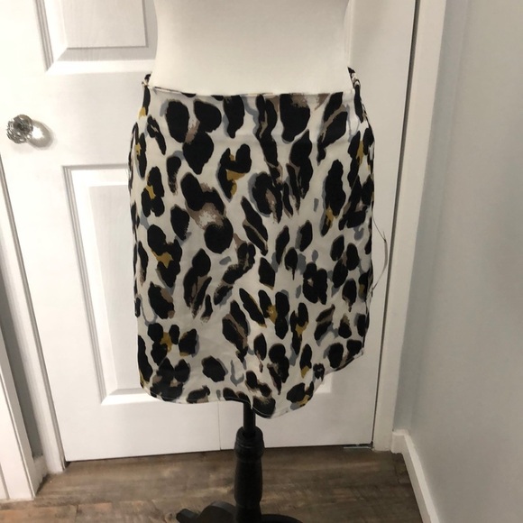 Jax Leopard Mini Skirt - Picture 3 of 6